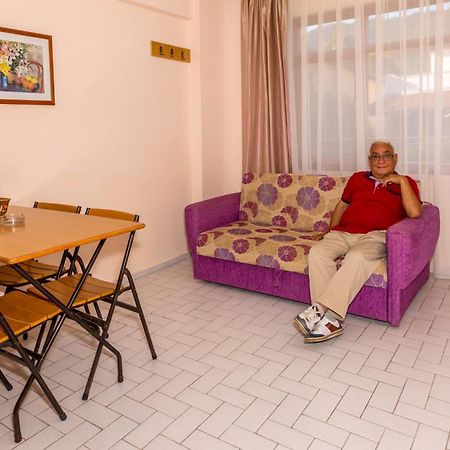Uestuen Apart Marmaris Chambre photo