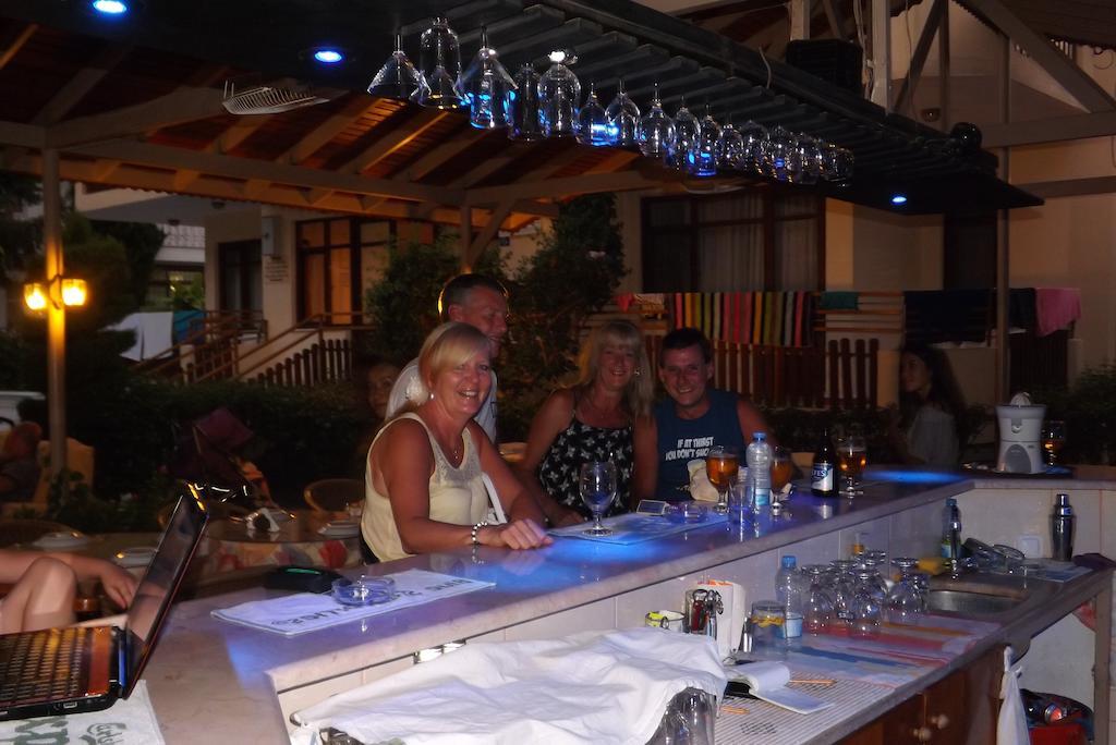 Uestuen Apart Marmaris Extérieur photo